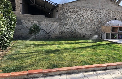 Ceret Apartamento | Charming garden apartment with private terrace and playground