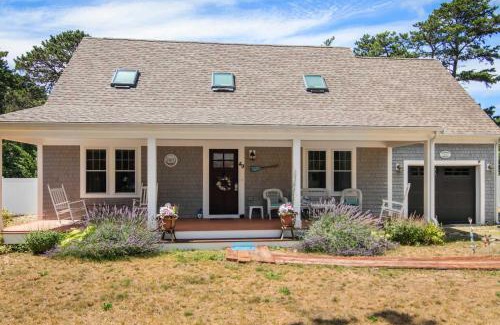 Eastham Casa | Charming Getaway with Hot Tub Dog Friendly
