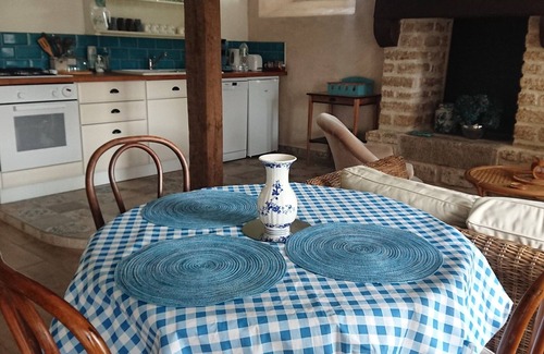 Evran Casa | Charming gîte. 30 min from the sea. Bird sanctuary