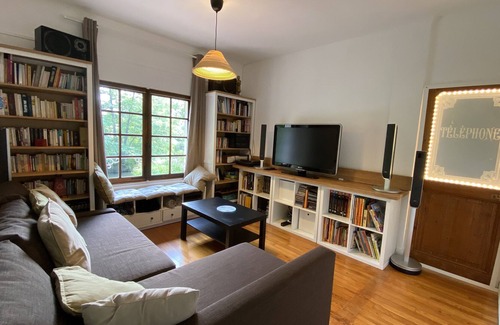Guerard Casa | Charming Gîte/Guinguette, by the River