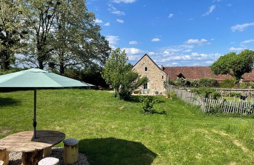 Queyssac Casa | Charming gîte in the Dordogne in the outbuildings of a 17th-century manor house