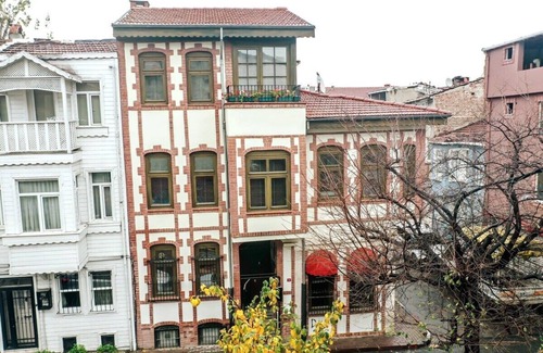 Istanbul City Center Casa | Charming Greco-Ottoman Mansion with Modern Comforts in Historic Balat