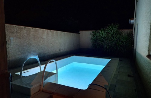 Saint-Hippolyte Apartamento | Charming ground-floor apartment with private pool.