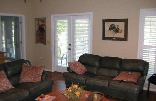 Calhoun County Cabaña | Encanto Cottage Guest - Very Private-25 minutos de Oxford