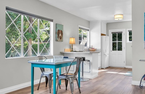 Riverside Casa | Charming guest house in Riverside near UCR, Mission Inn and Downtown