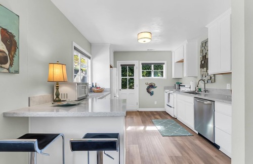 Riverside Casa | Charming guest house in Riverside near UCR, Mission Inn and Downtown