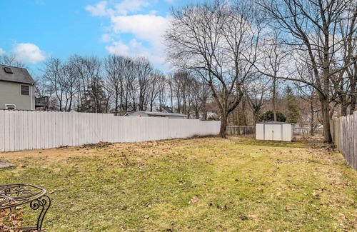 New Haven Cabaña | Charming Hamden Home: 2 Mi to Yale University