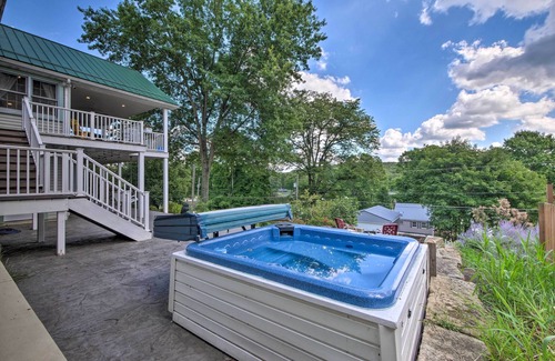 Lisbon Cabaña | Charming Hanoverton Cottage on Guilford Lake!