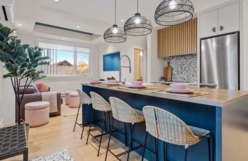 Ottawa Division Casa | Charming Hideaway: Discover Comfort