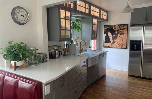 University Hill Casa | Charming Historic Home located on the Hill