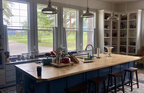Corvallis Otro | Charming Historic Schoolhouse in the Bitterroot Valley