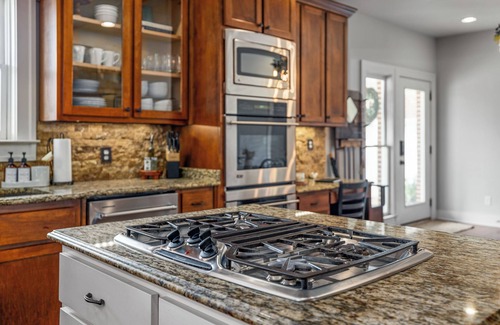 Buford Casa | Charming historical 4-bedroom house in Downtown Buford, GA.