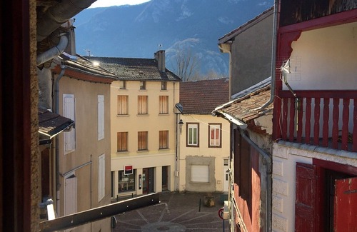Tarascon-sur-Ariege Casa | Charming house downtown Tarascon sur Ariège