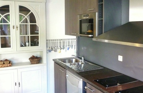 Hastiere-Lavaux Villa | Mansión moderna en Hastière-par-Delà con piscina