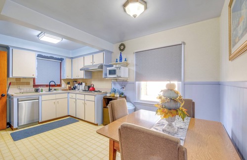 South Euclid Casa | Charming Home - 4 Mi to Euclid Creek Reservation