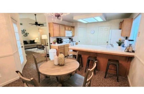 Fresno Casa | Charming Home for Professionals & Families