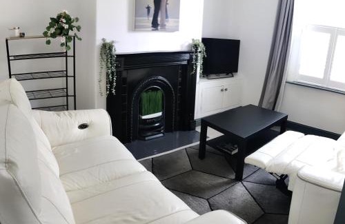 Beverley Casa | Charming home in Beverley
