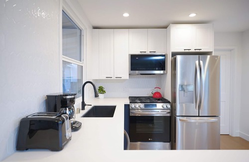 Crescenta Highlands Casa | Charming Home in La Crescenta