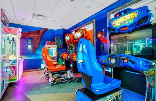West Kissimmee Casa | Charming Home Near Disney With Game Room And Waterpark & Resort Access At Encore Resorts Reunion - 7592Mr