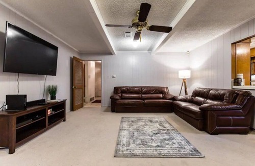 Cedar Crest Casa | Charming Home Near Downtown Dallas