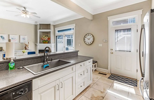 Dixon Park Casa | Charming Home Near Forsyth Park w/ Parking + Outdoor Space by Lucky Savannah