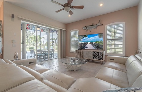 Pinehurst Casa | Charming home offers memorable moments. Pool - Villa Cheery Waters Retreat - Roelens Vacations