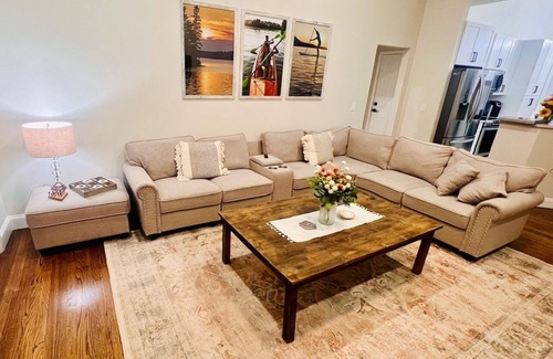 Gainesville Casa | Charming Home on Lake Lanier, sleeps 14, all the amenities! Come make Memories!