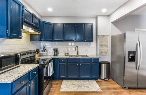 Sylvan Hills Casa | Charming Home! Prime Location! Cozy and Trendy!