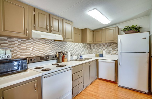 Lake Charles Casa | Charming Home w/ Dock, Near Downtown Lake Charles!