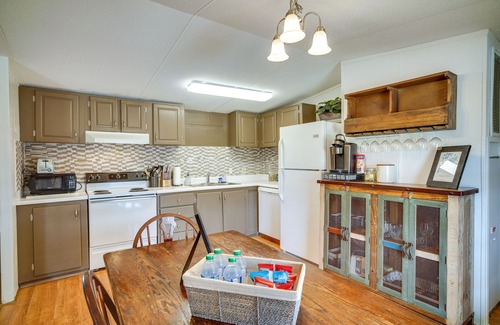 Lake Charles Casa | Charming Home w/ Dock, Near Downtown Lake Charles!