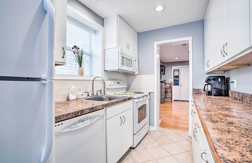 Kabletown Casa | Charming Home with Yard Near Shenandoah River!