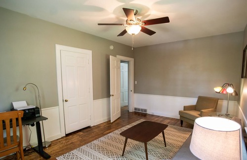 Maysville Casa | Charming home with a scenic view of downtown Maysville from the back porch