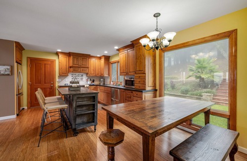 Penngrove Casa | Charming home with amazing view, deck, & wood-burning fireplace