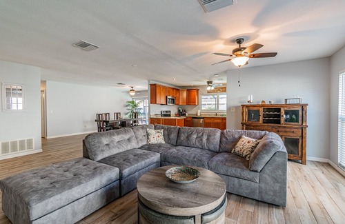 Tampa Casa | Encantadora casa con increíble piscina climatizada! Cerca del aeropuerto, playas y atracciones