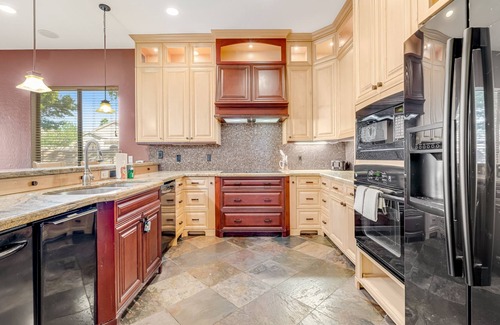 Terramar Casa | Charming home with pool, pool spa, fast WiFi, firepit, game room & washer/dryer