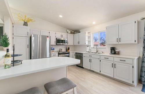 Loveland Casa | Charming Home with RV Parking - 30 miles from RMNP!