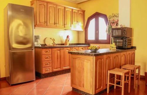 Buenavista del Norte Casa | Charming House with Pool in Buenavista del Norte