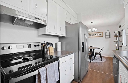 Clarksville Casa | Charming House Close to Fort Campbell and Casino