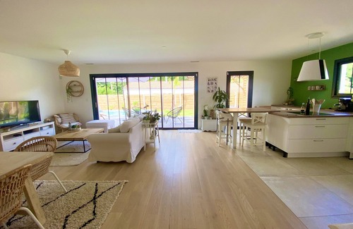 Le Taillan-Medoc Casa | Charming house with swimming pool ideal for your vacations.