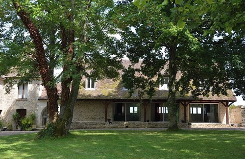 Magny-en-Vexin Villa | Charming house for rent 1 hour from Paris