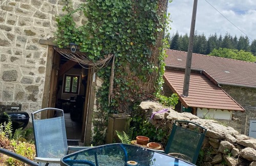 Nedde Casa | Charming house in a peaceful setting very close to Lac de Vassivière