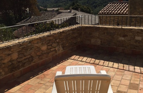 Barjac Casa | Encantadora casa en un pueblo a 15 km de Uzès, piscina climatizada, vista dominante