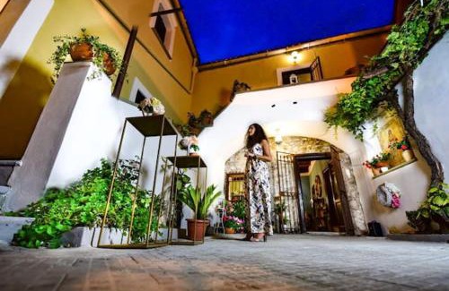 Francolise Casa | Charming House in Francolise with Sea View