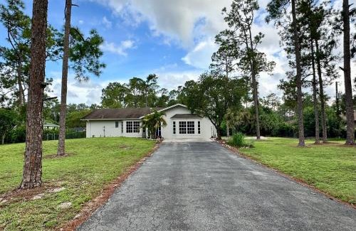 Naples Casa | Charming house in peaceful Naples surrounded by nature and close to the beach