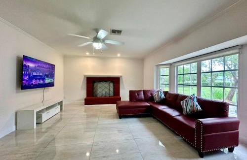 Naples Casa | Charming house in peaceful Naples surrounded by nature and close to the beach