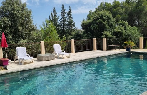 Aurons Casa | Aurons en Provence casa con piscina y jardín.