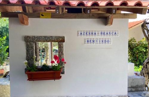 Castelo do Neiva Casa | Charming House in Castelo do Neiva with Lake View B