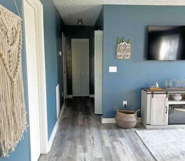 Sevierville Casa | Charming house in Sevierville Family friendly Quiet location Close to Wilderness