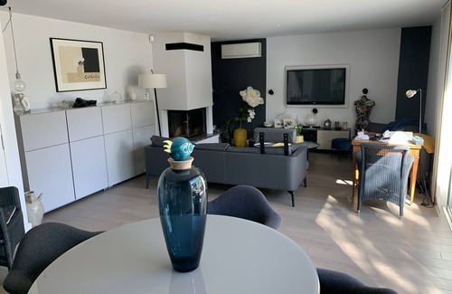 Chateauvert Casa | Charming house in the Chateauvert district in the center of town + swimming pool