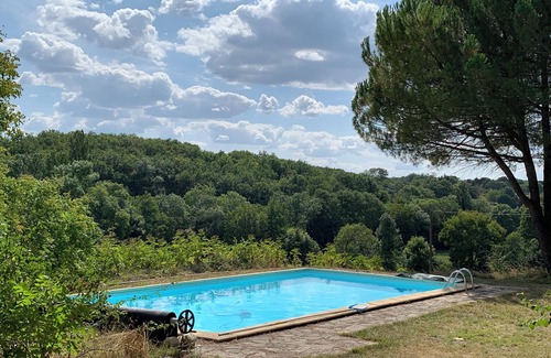 Monsac Cabaña | Charming house in the middle of 20 hectares of forest and meadows